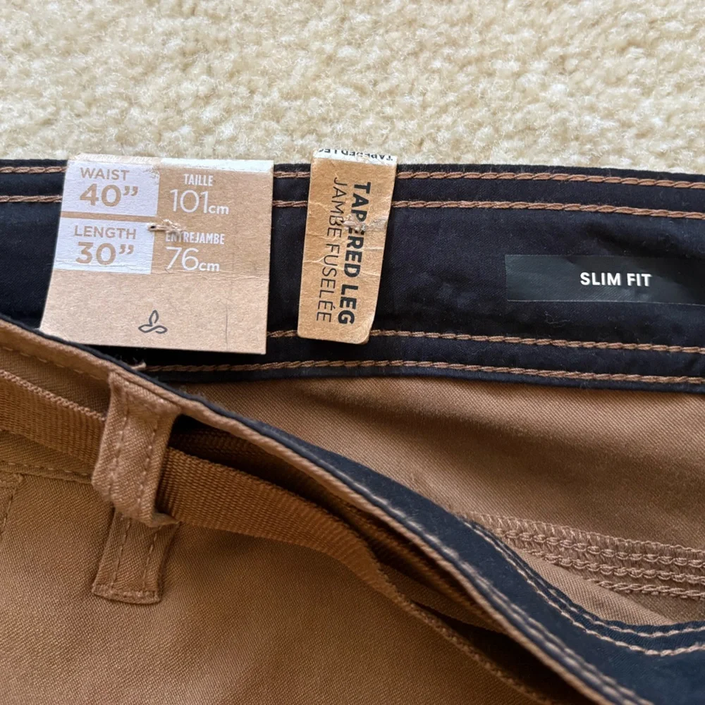 NWT prAna Men's Slim Stretch Zion II Pants. Size 40 Waist. Length: 30” Inseam.